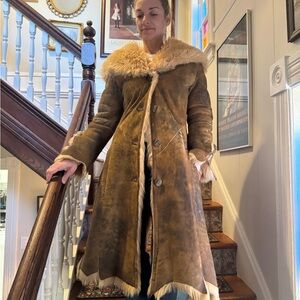 Women's Genuine Shearling Med Lenth Coat size Small